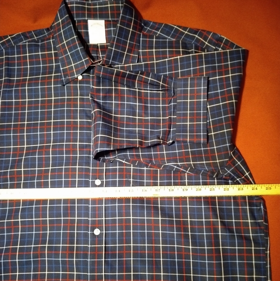 Shirt - Picture 4 of 5